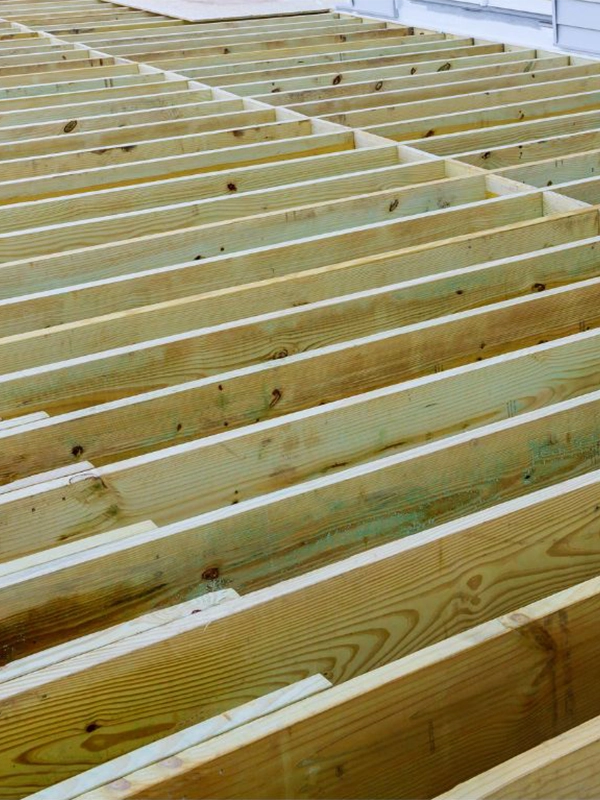 Fotografía de Madera Impregnada Estructural y Pisos para Terrazas de Aurelia Preservación